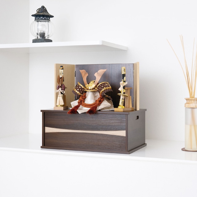 五月人形＜小型収納飾り＞大河兜