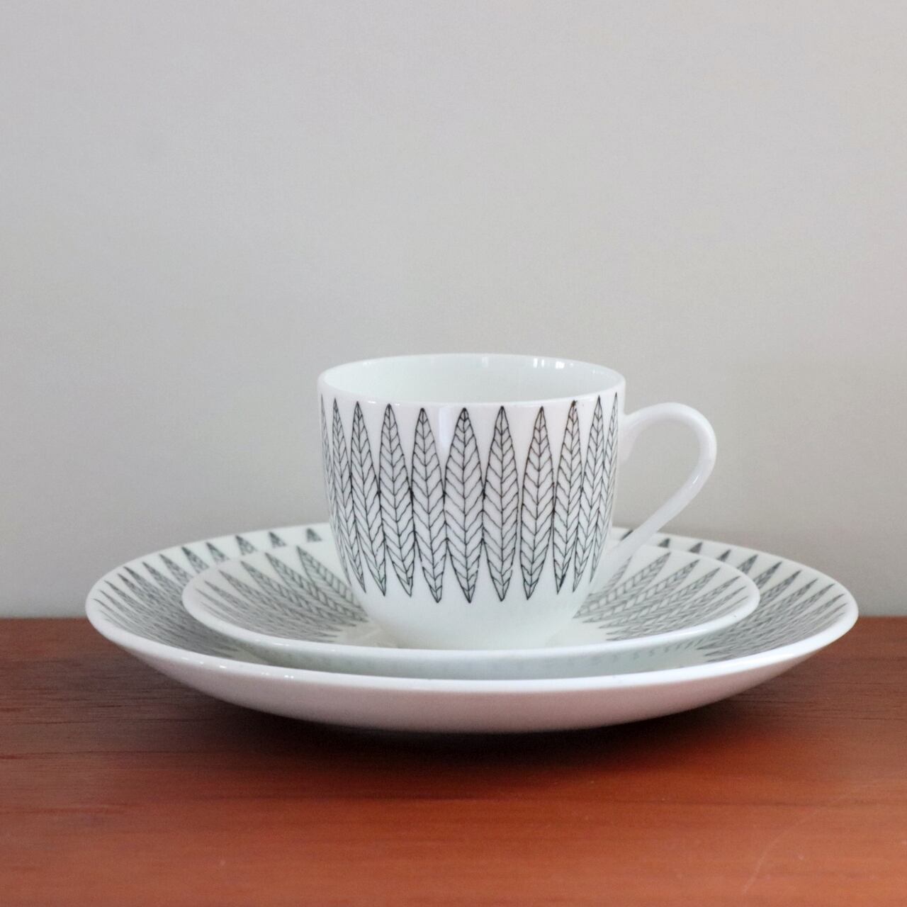 人気のうー特価』スペイン王室BIDASOA スープカップ&ソーサー 3組