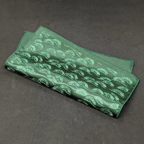 伝統工芸士 金彩仕上げのシルクポケットチーフ（グリーン） 日本製