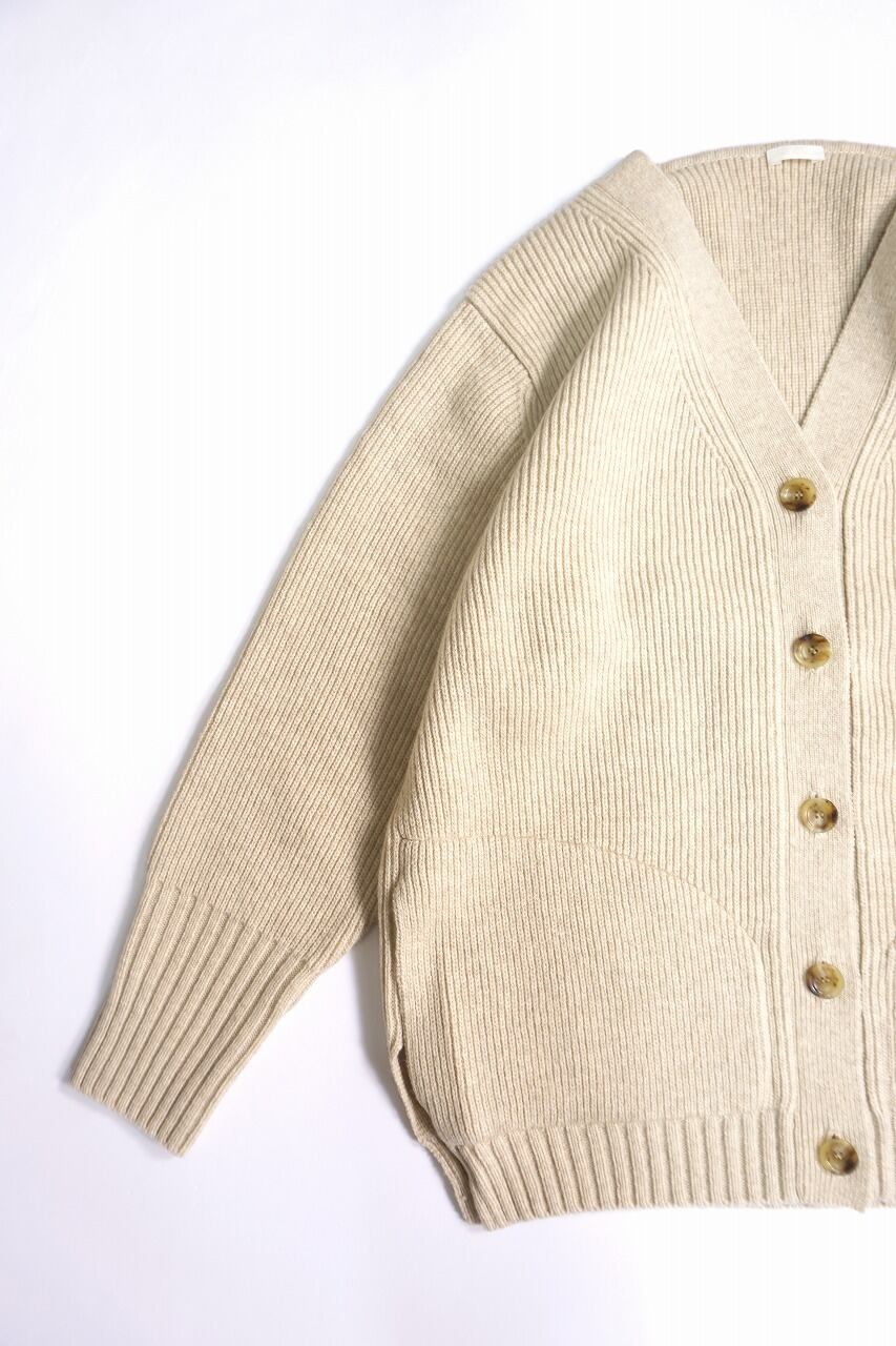 Hand Framed V-Neck C/D