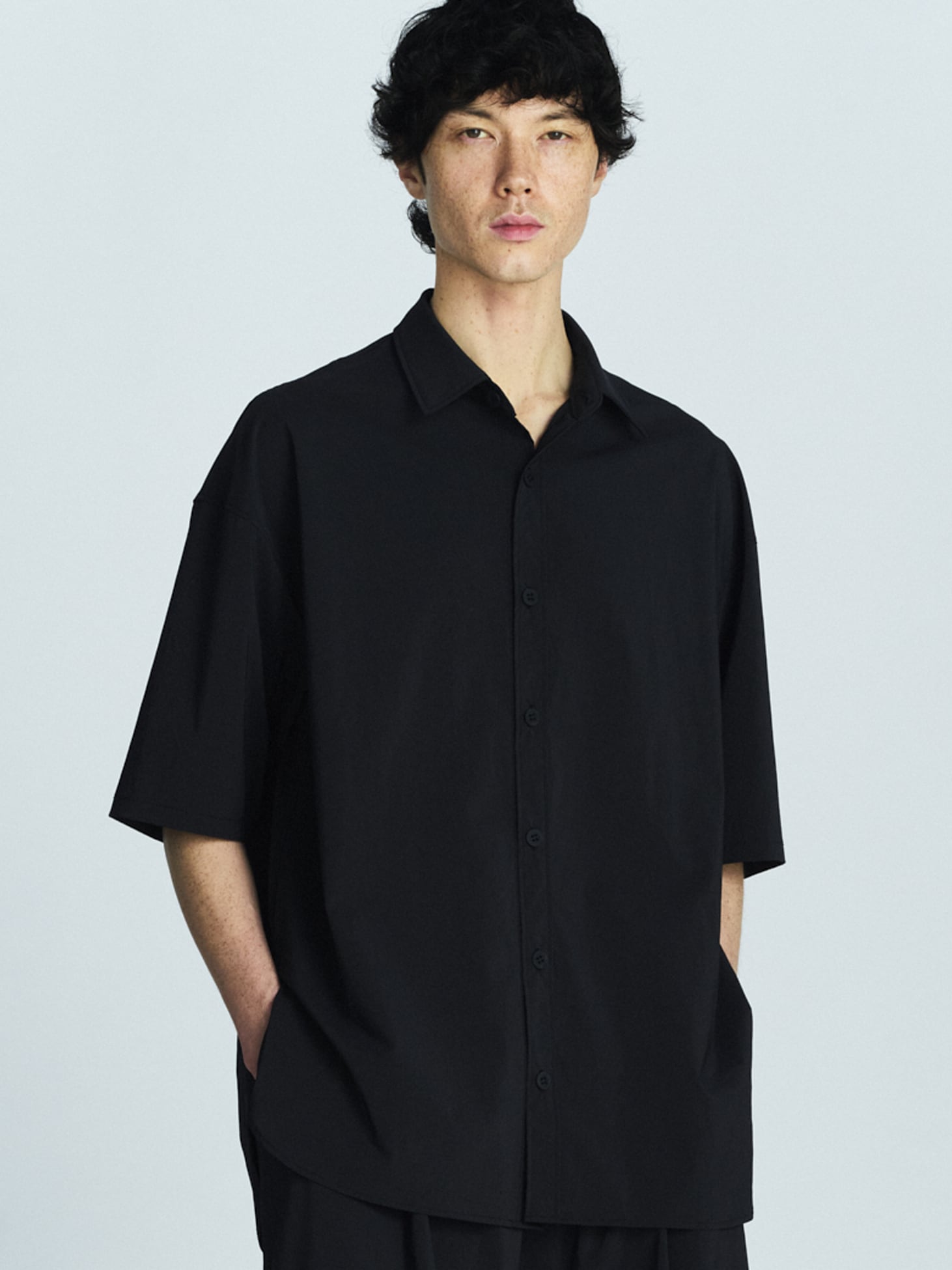 ULTERIOR(アルテリア) 25SS 