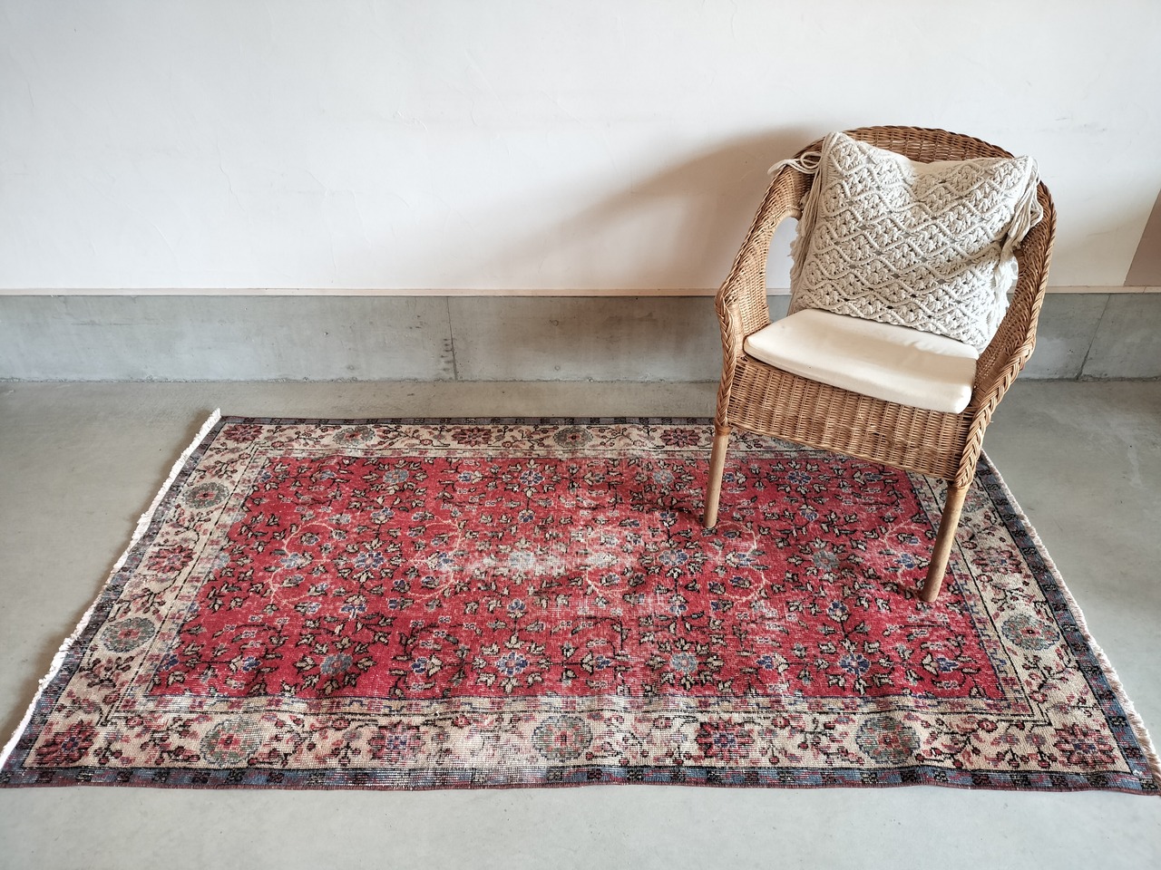 Turkish rug 207✕111cm No.537