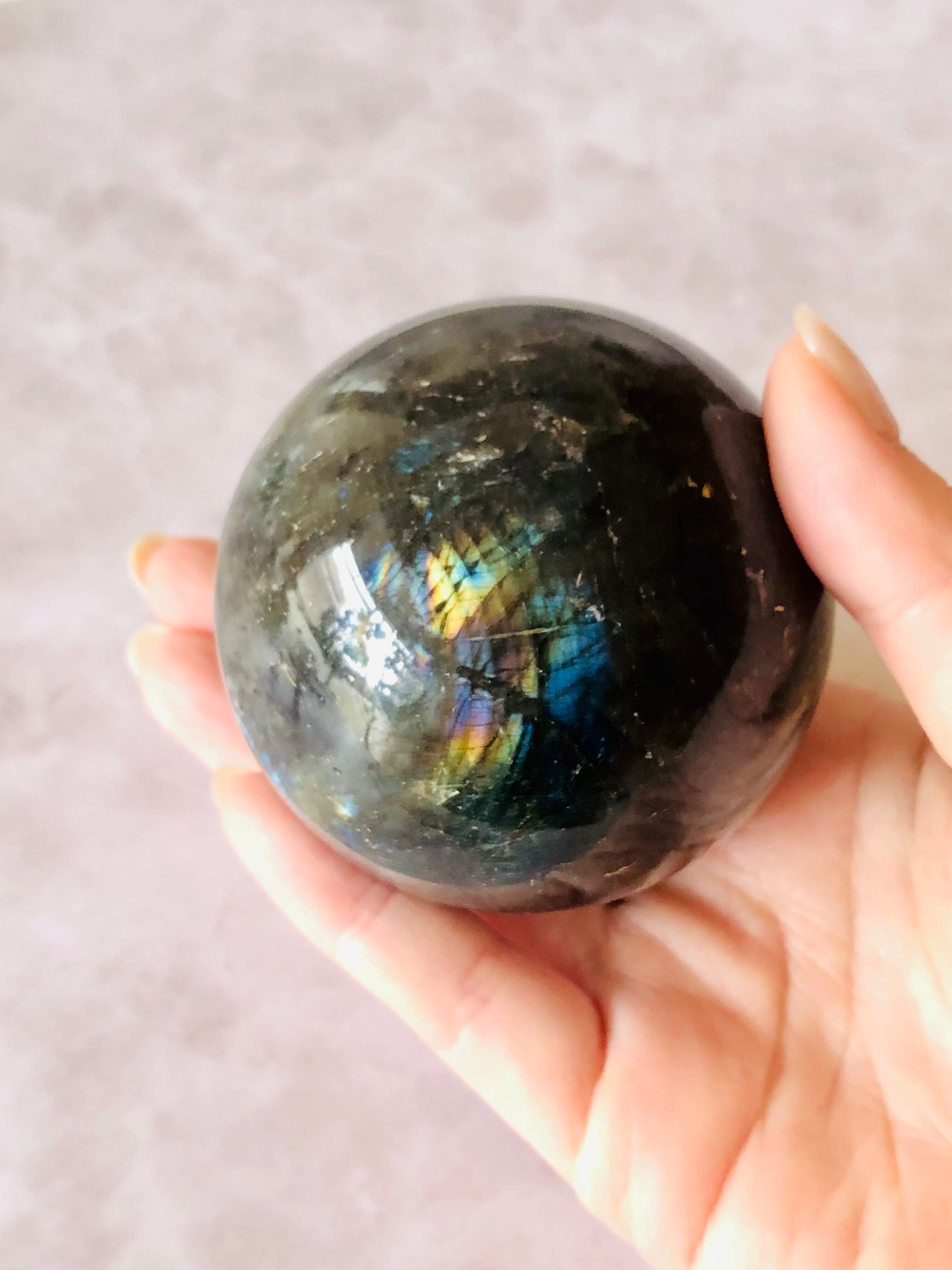 繁栄と成功の象徴！ゴールデンカルサイトの丸玉（83mm） 【公式通販】