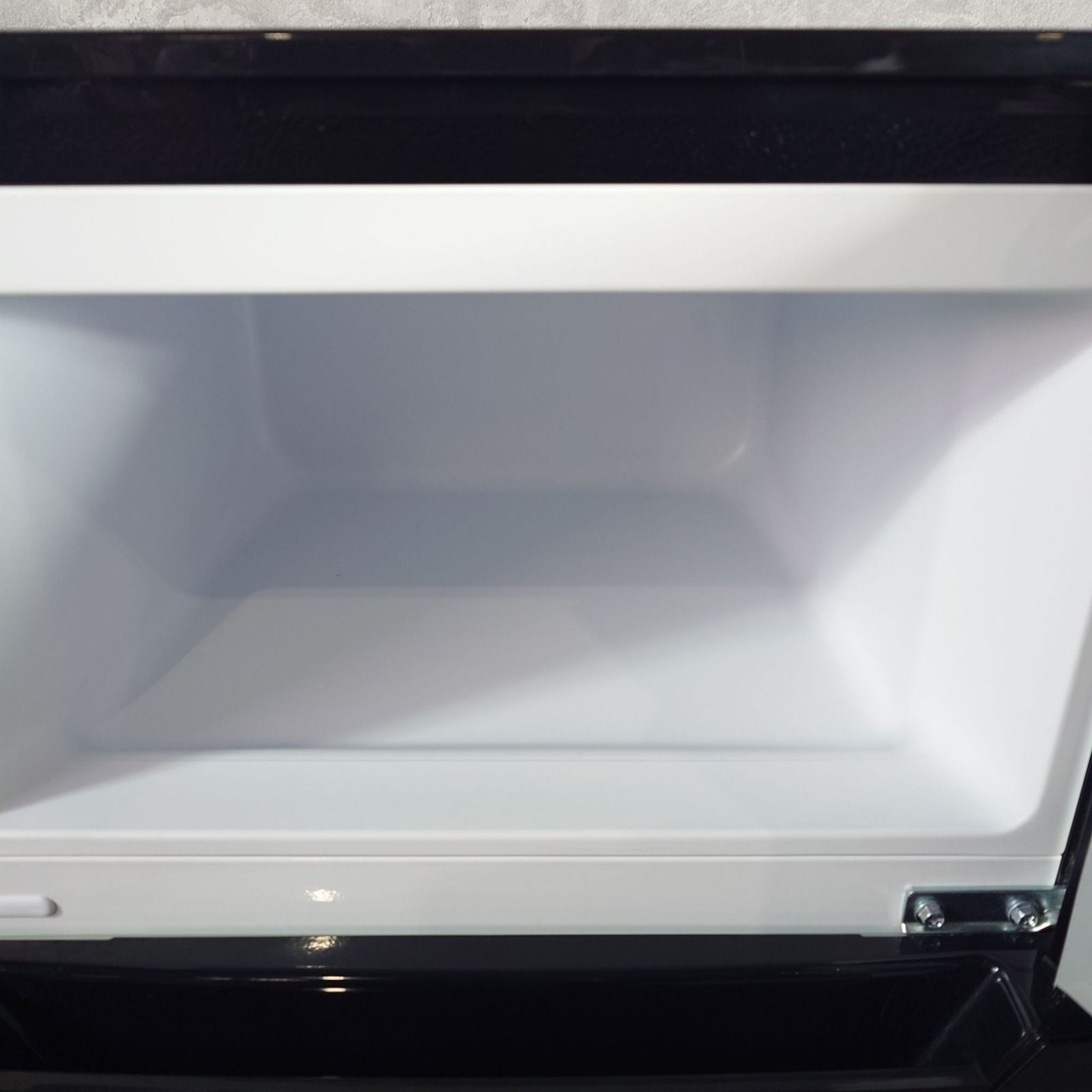 D 26192【2023年製】ヤマダセレクト YRZ-C09H1 ノンフロン冷凍冷蔵庫