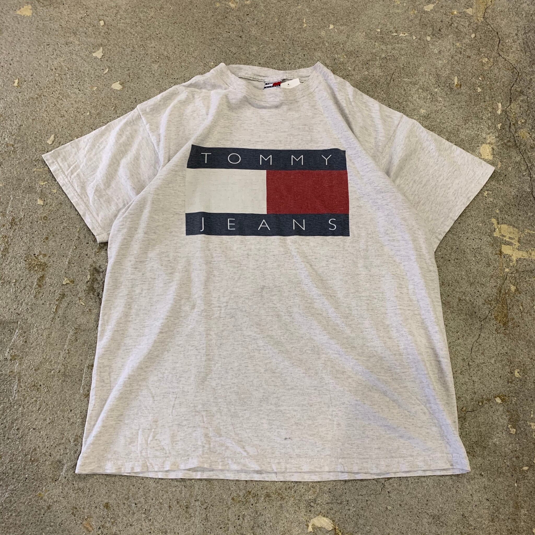 90s TOMMY JEANS T-shirt | What