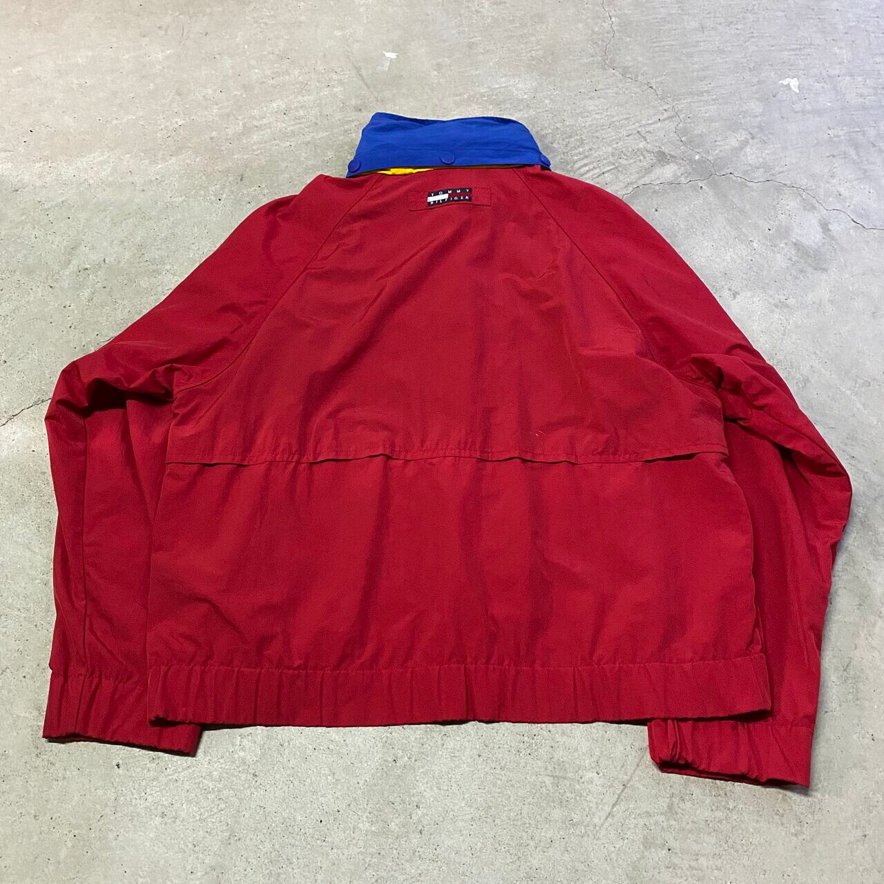 90年代 TOMMY HILFIGER トミーヒルフィガー 袖刺繍 ロゴ 90年代 TOMMY HILFIGER トミーヒルフィガー 袖刺繍 ロゴ