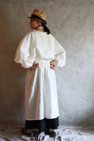 ボリュームスリーブプルオーバー　袖丈50cm