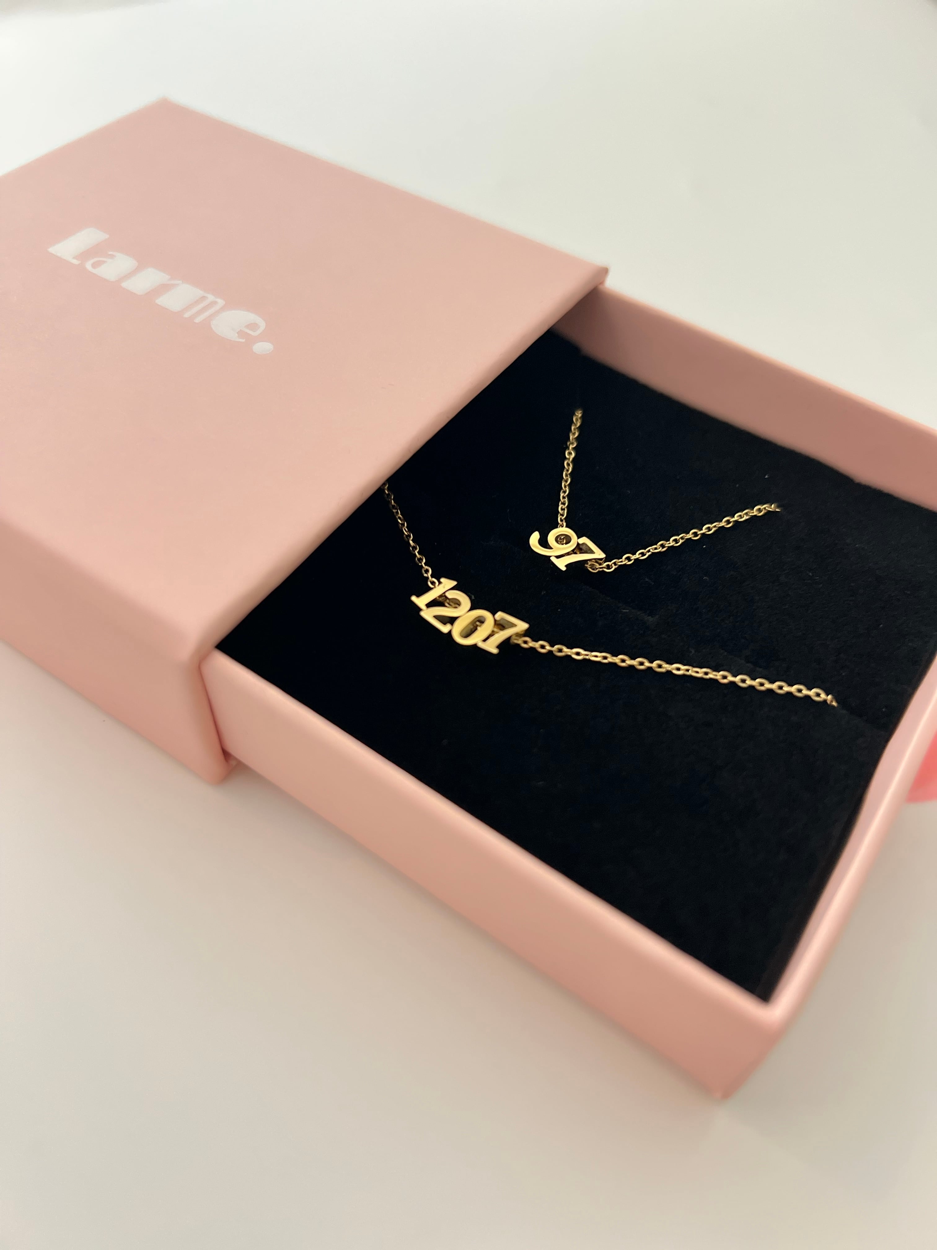 相ざさえ 4桁まで】number necklace | Larme.