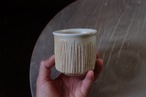 伊黒陶石鎬湯呑/志郎　　　　　　Igro-porcelain clay fluted carving cup/Shiro