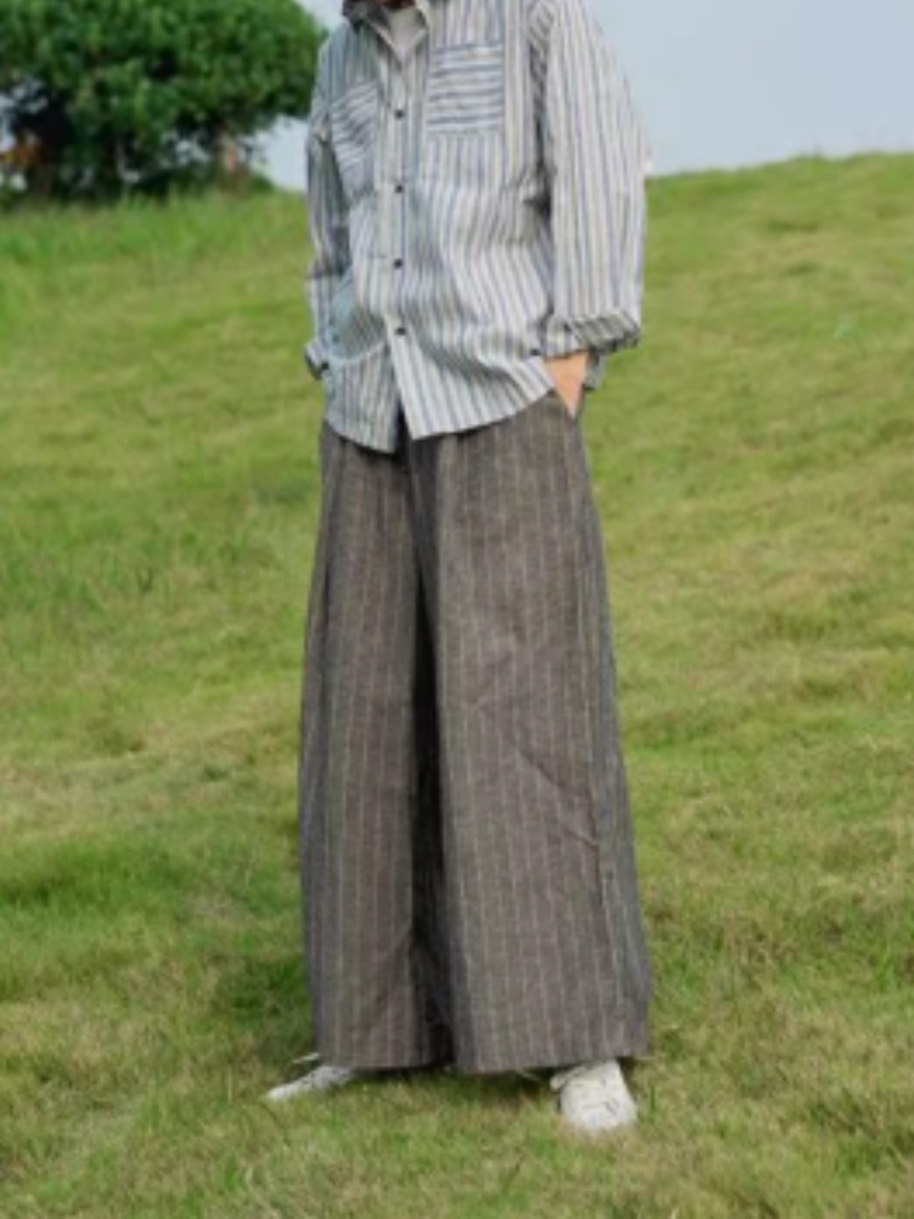 灰と線のワイドパンツ　TB1616・画像5