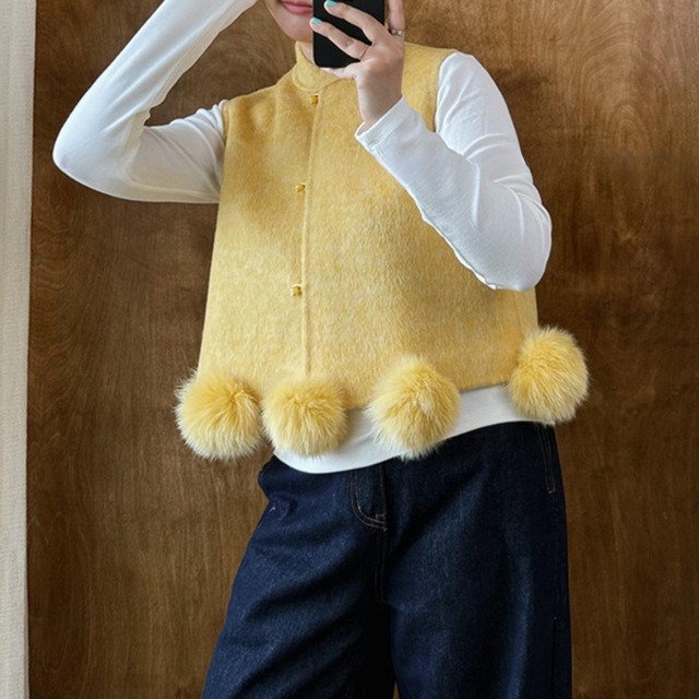 merry fur ball hem china design vest  e1825