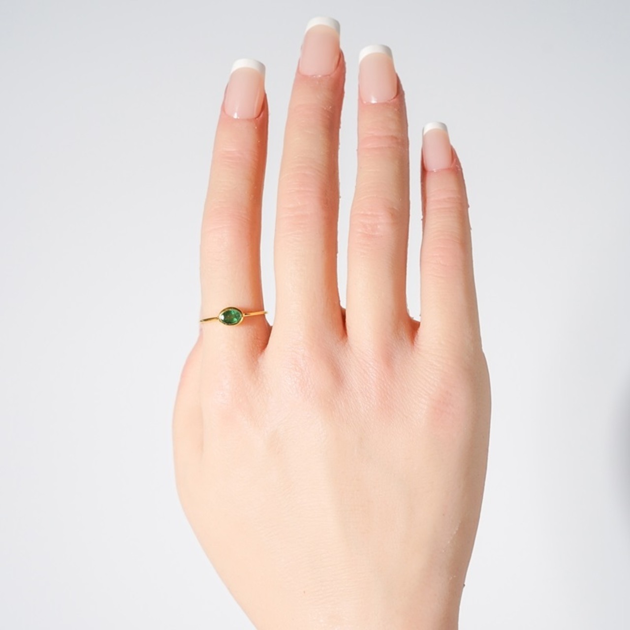 【14号-B】エメラルド リング (プチ)
