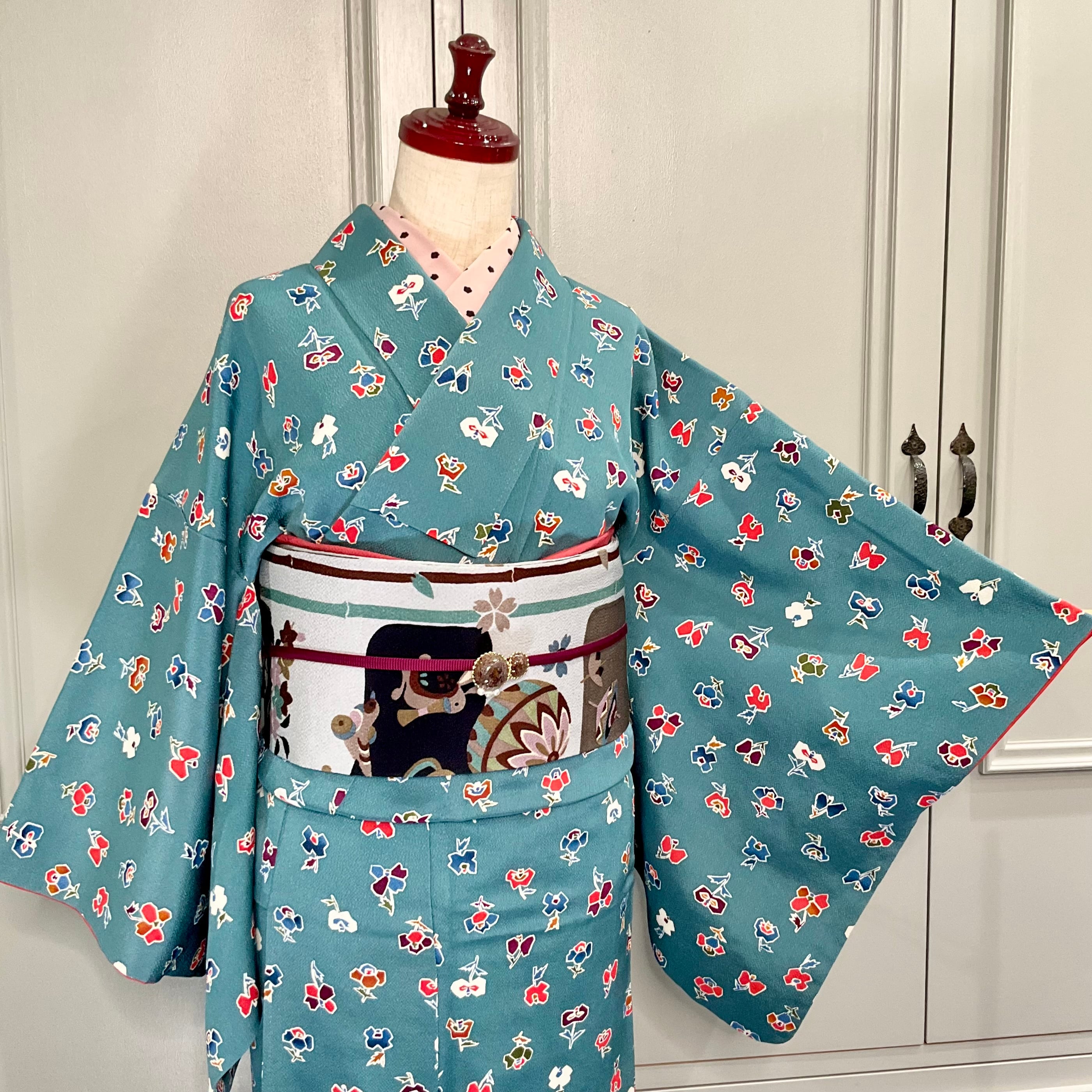 long*retro flower*ちりめん レトロ 花浅葱色 型染め 小紋着物 long*retro flower*ちりめん レトロ 花浅葱色 型染め 小紋着物