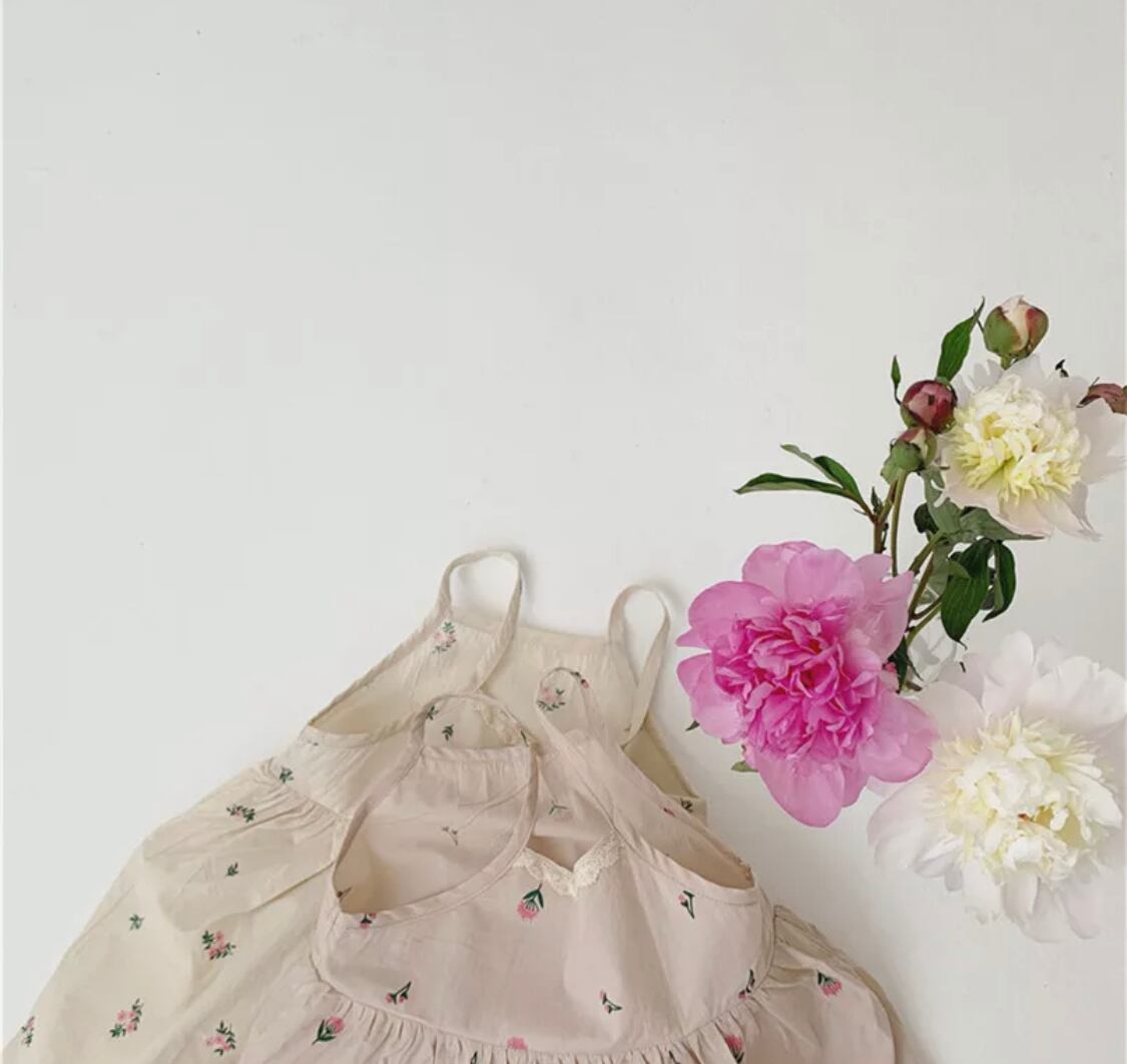 即納フラワーキャミソールワンピース》》》》》ロンパース ドレス 海外子供服 プチプラ 夏 ナチュラル