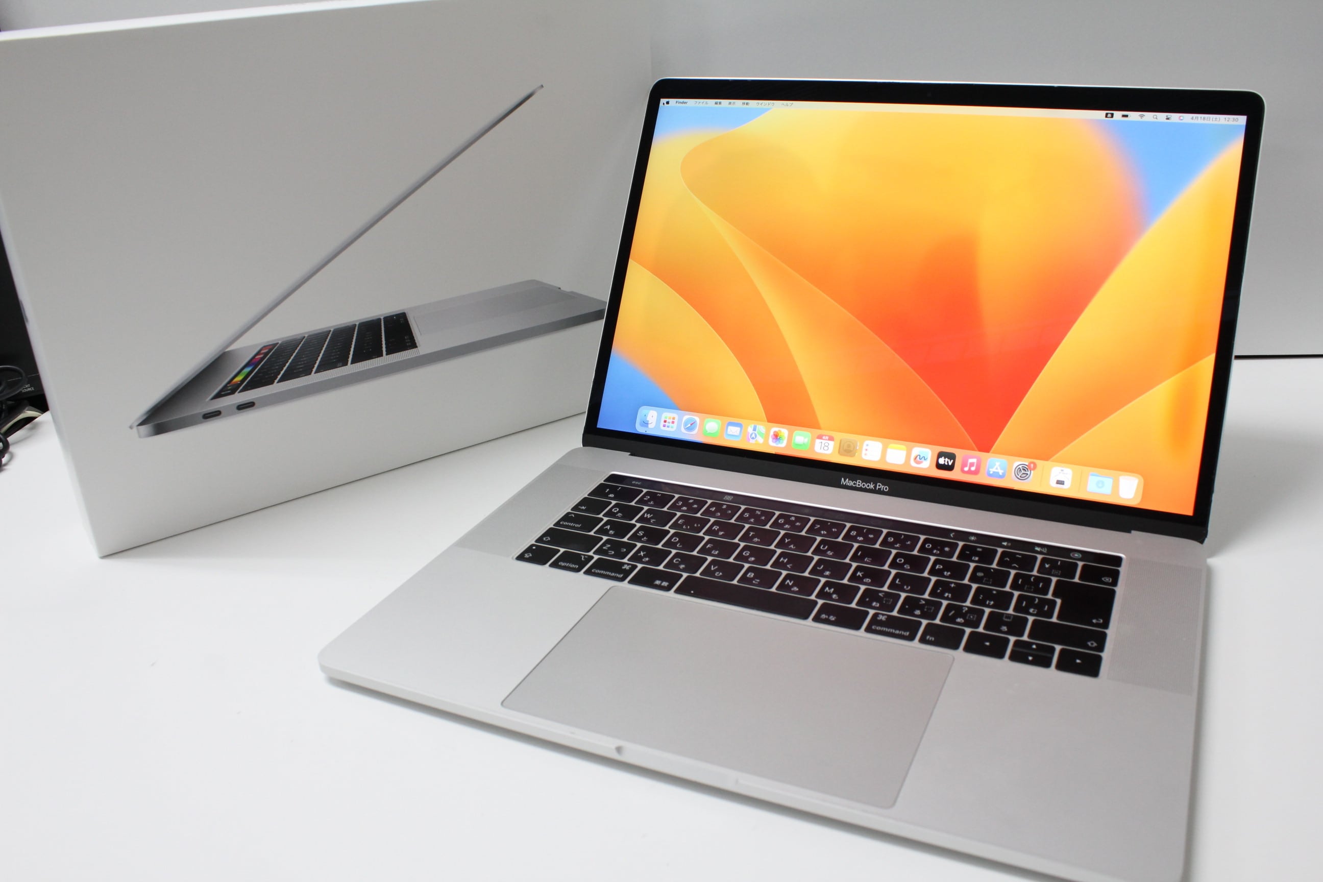 MacBook Pro(13インチ,2020,Thundeabolt 3ポート x 2)512GB/8GB MacBook Pro(13インチ,2020,Thundeabolt 3ポート x 2)512GB/8GB