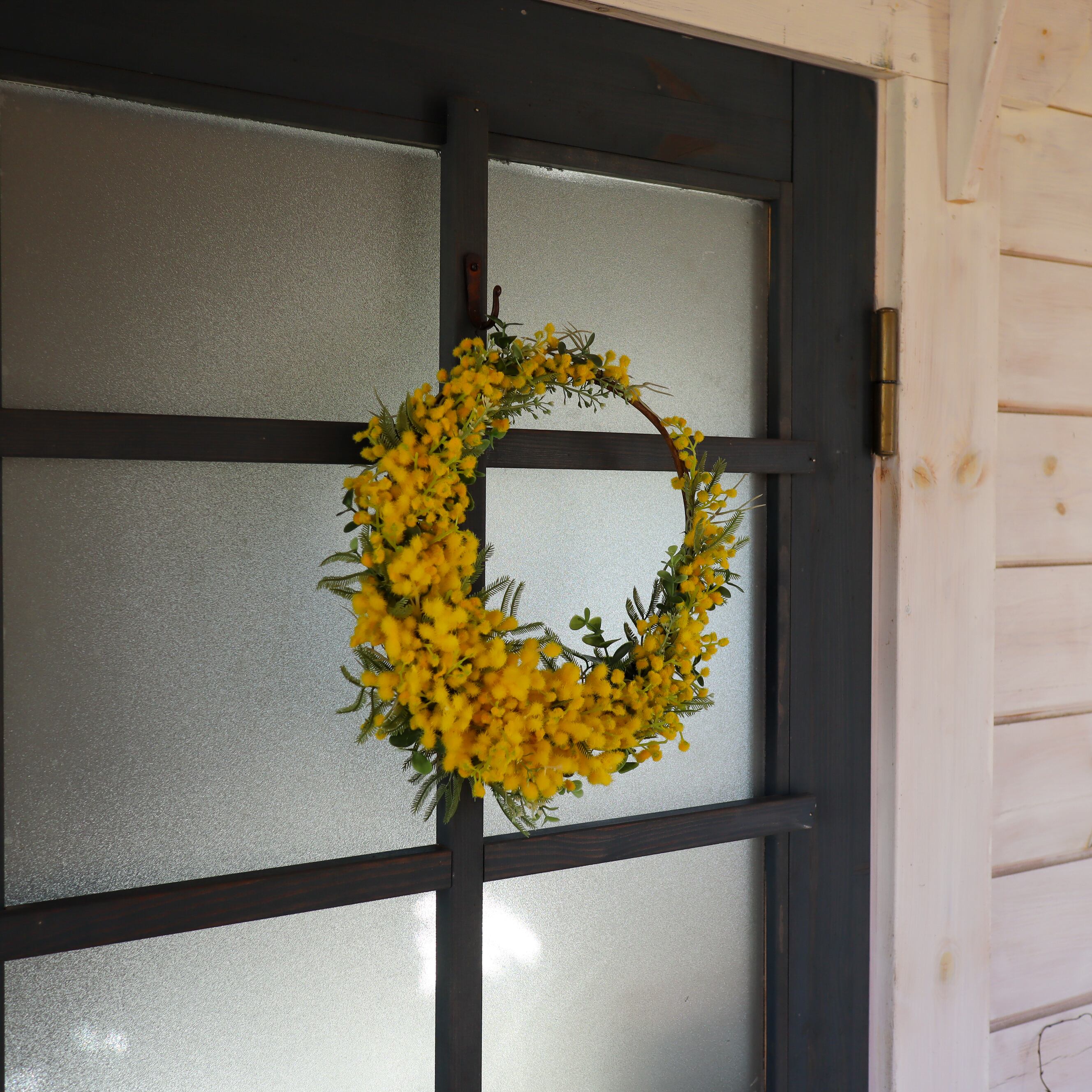 送料無料」ミモザ満開✨三日月型 ハーフムーンのリース - 日用品  