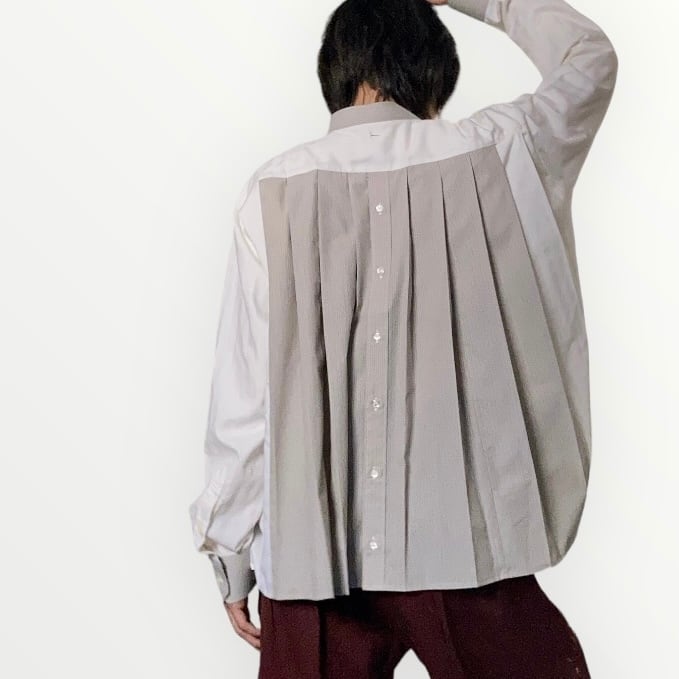 ZOZOTTE リメイクシャツ バックプリーツ/アイボリー&グレージュ系ストライプ柄