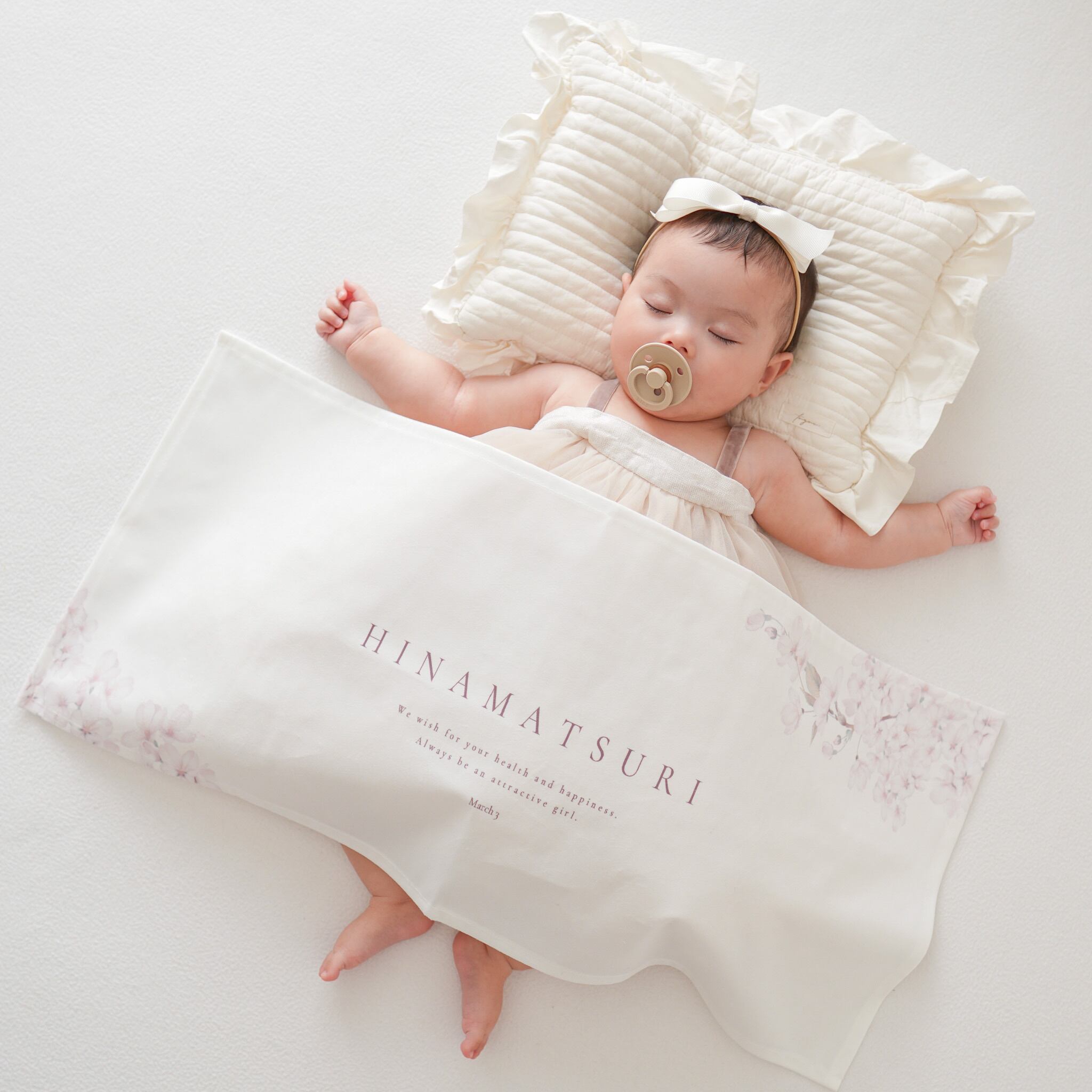 T016 【 Hinamatsuri Tapestry Type-B 】ひなまつりタペストリー 桜