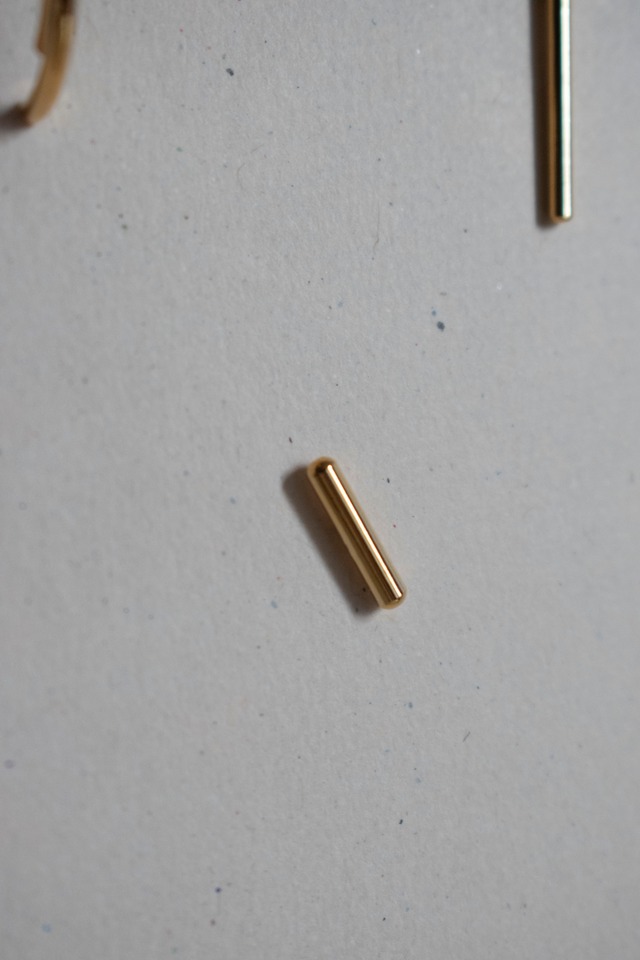 contour / stud pierce /bar line plump M