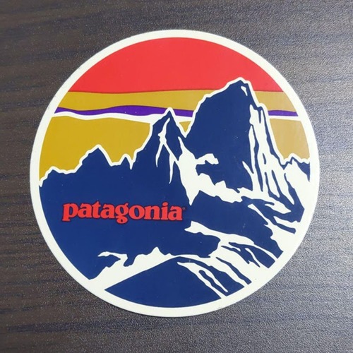 【pa-91】patagonia sticker パタゴニア ステッカー HERITAGE ヘリテイジフィッツロイ