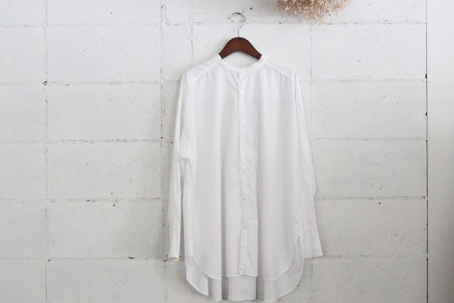 universal tissu　ナチュラルタイプライターシャツ