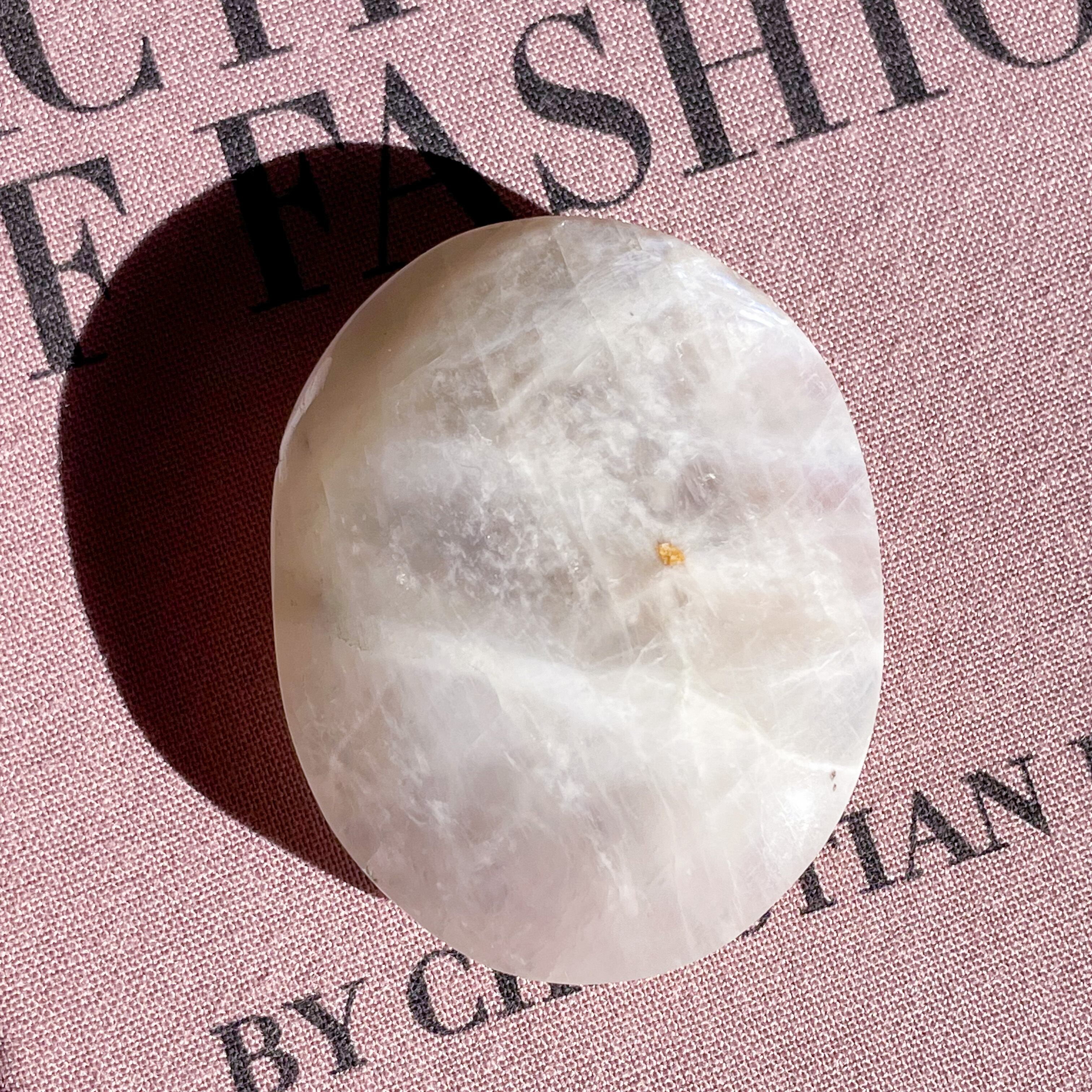 Moonstone Palm 1 ✧ ムーンストーン パームストーン