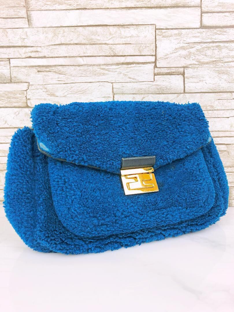FENDI ムートンバゲット ショルダー ブルー フェンディ ムートン