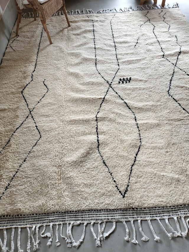 Moroccan rug 300✕253cm No.431