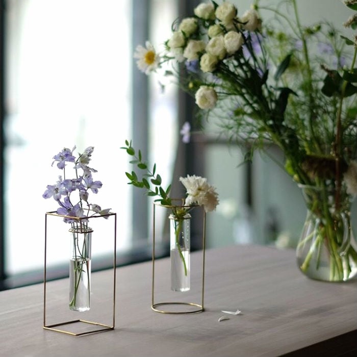 FLOWER VASE | a gleam