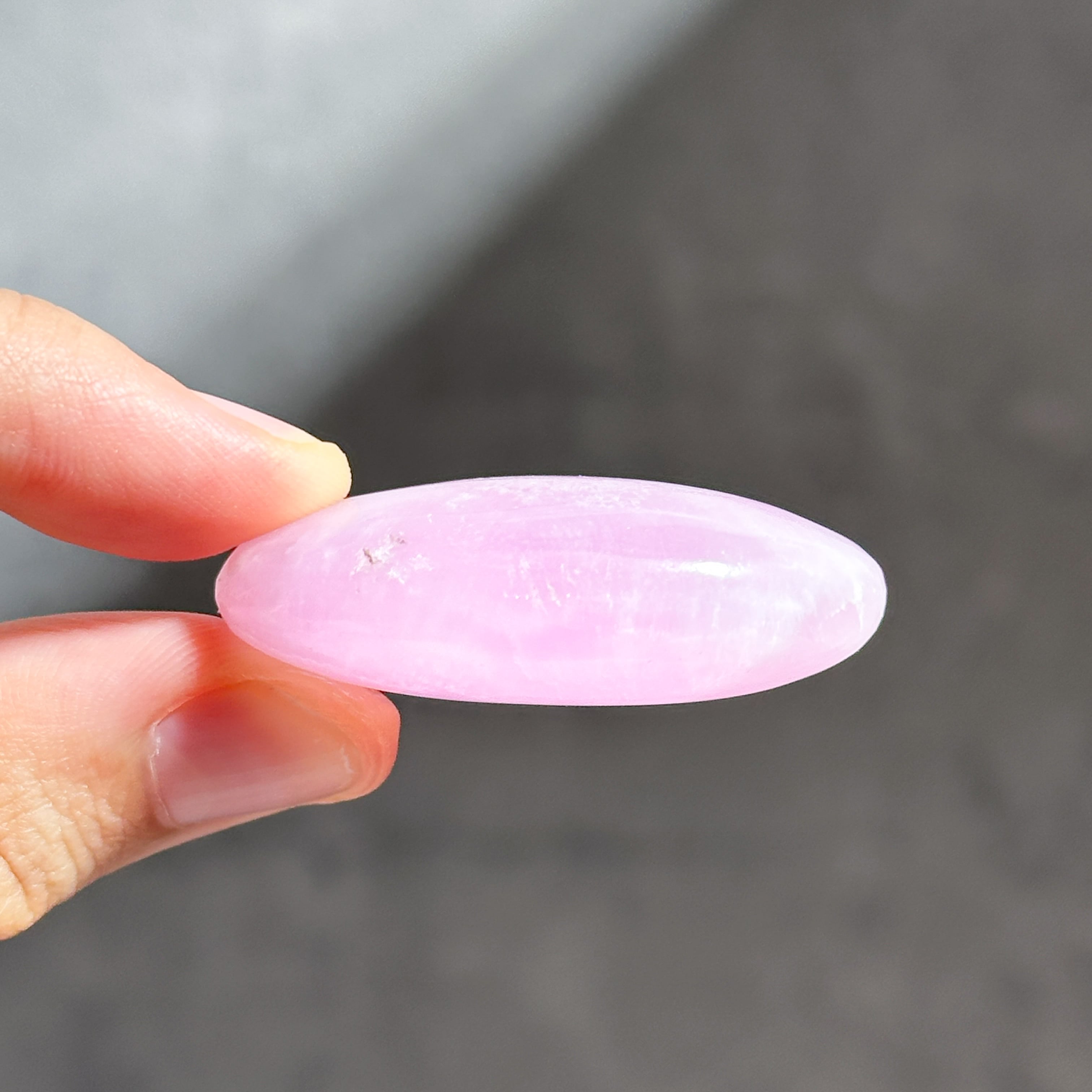 高品質】ピンクアラゴナイト パームストーン 92◇ Pink Aragonite Palm