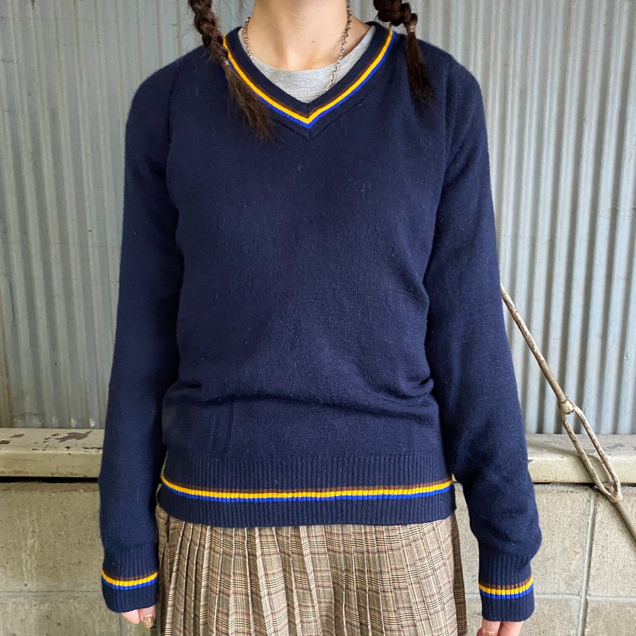 オーストラリア製 Silver Fleece Vネック ウールニットセーター 