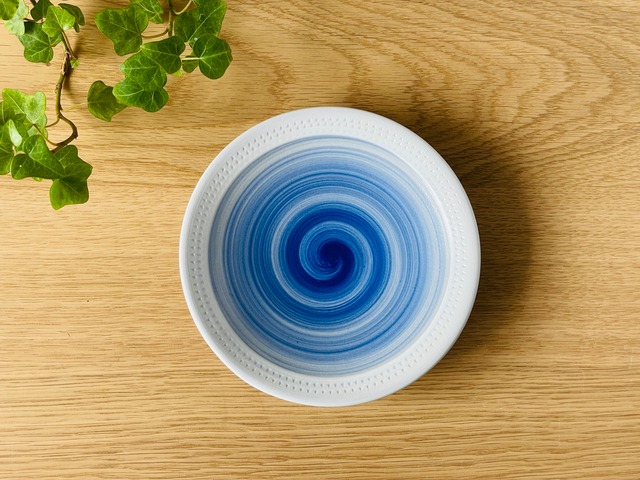 小石原焼　やまぜん窯　4.5寸皿　青　①　[13-280]