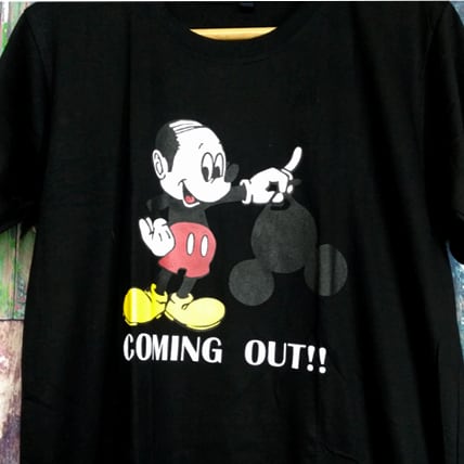 ミッキーマウス カミングアウト 半袖黒色 Tシャツ 選べる6サイズ S,M,L