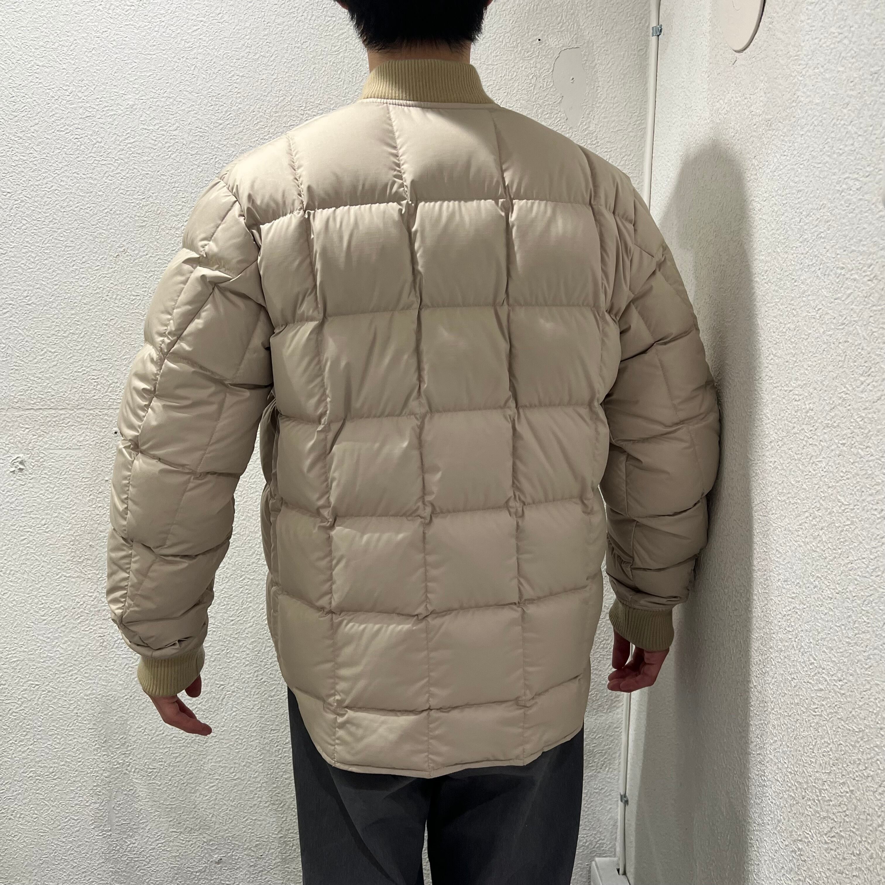 JJJJound Eddie Bauer ジョウンド エディ・バウアー SKYLINER JACKET ダウンジャケット SIZE  S.QC-031125 163cm52kg 【表参道t04】 | ブランド古着Brooch powered by BASE