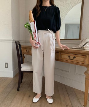 《即納商品》plum blouse (cream / black)