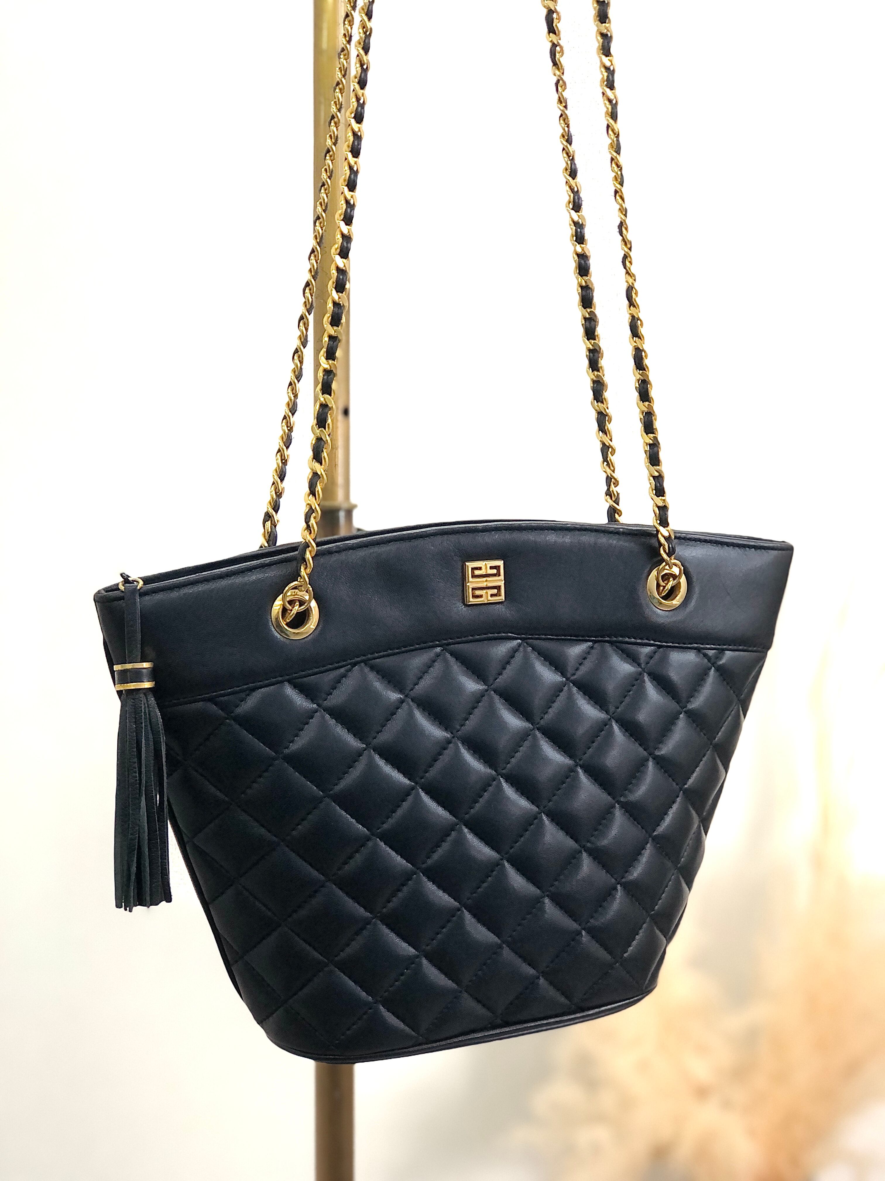 日本直送 名牌中古包 】GIVENCHY ジバンシィ キルティング ショルダー 