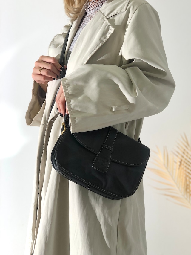 CELINE セリーヌ ブラゾン型押し レザー フラップ ショルダーバッグ ブラック vintage ヴィンテージ オールド rifubn