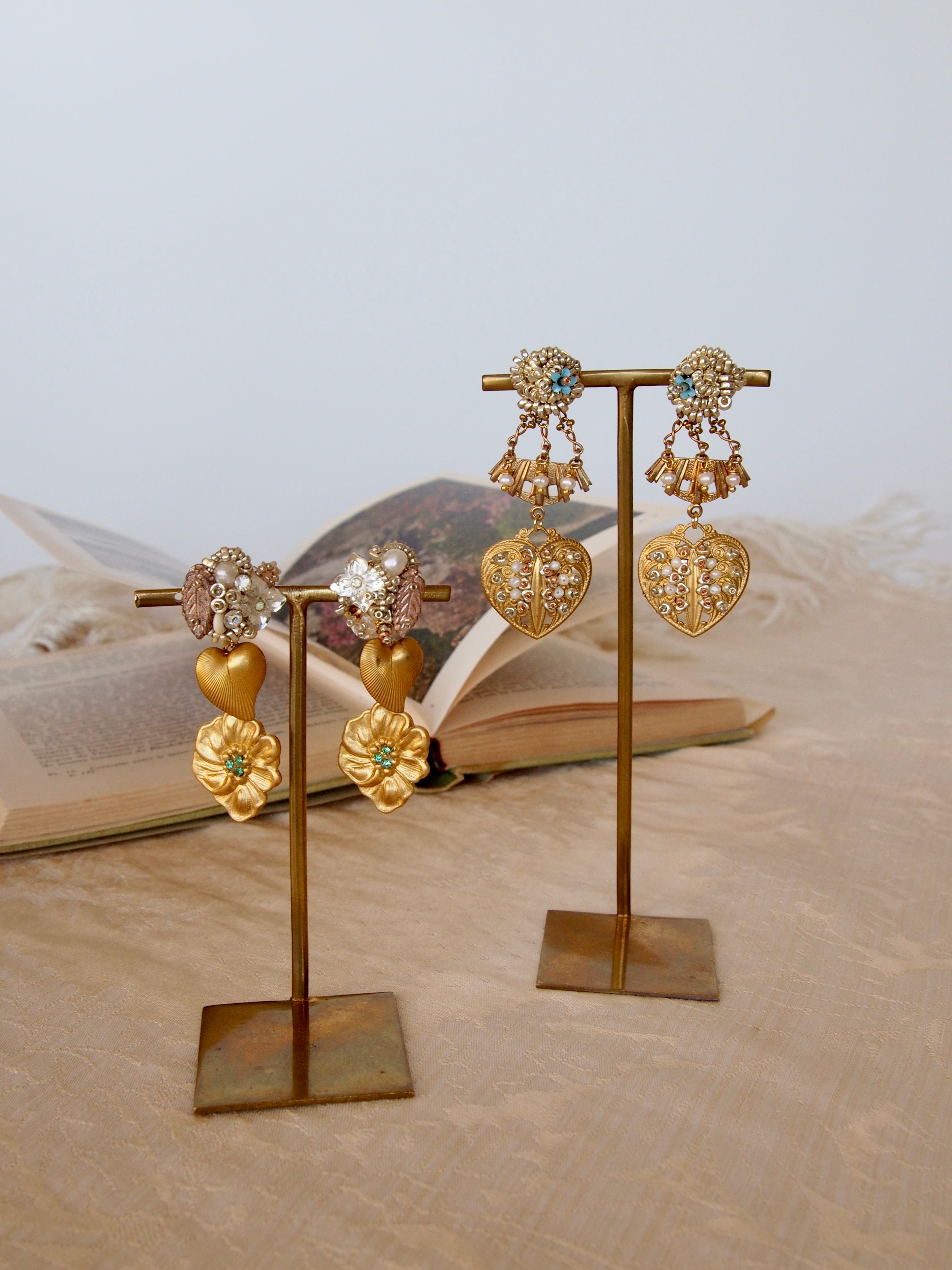 " Lily collage earrings "【 Le jardin secret 】