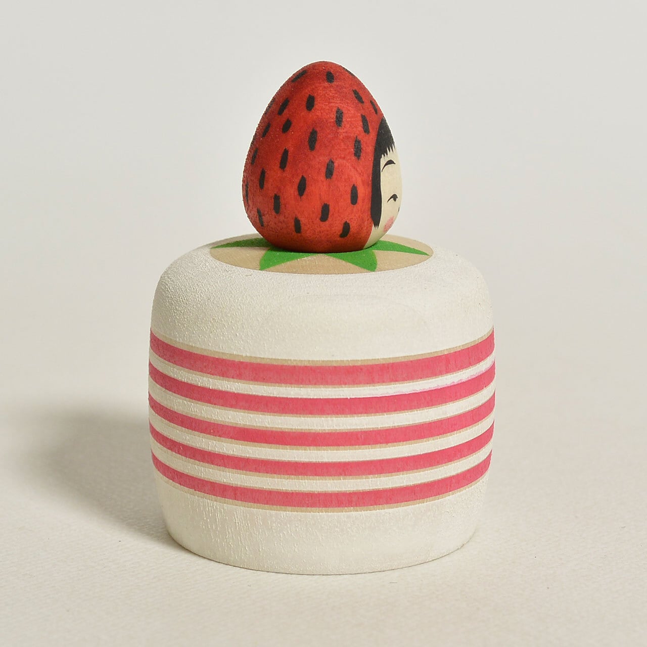 いちごケーキちゃんえじここけし 約1.5寸 約4.5cm 鈴木明 工人（作並系