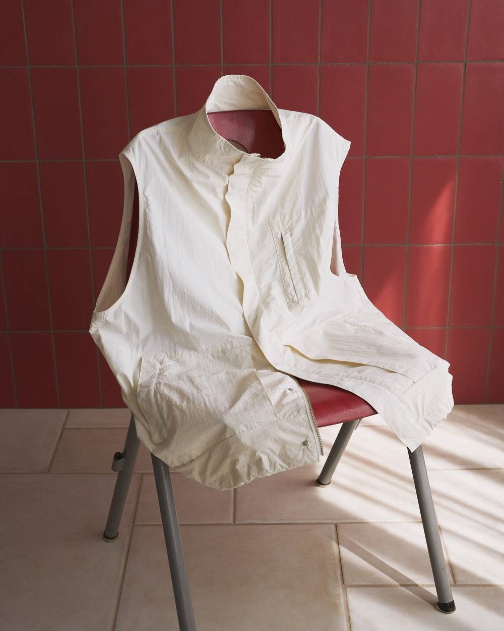 anuke 】Standcollar Pocket Vest | valance 福井｜レディース