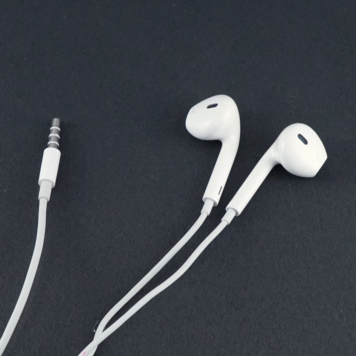 Apple AirPods Pro 2 右イヤホンのみ USED品 エアーポッズ プロ R 片耳