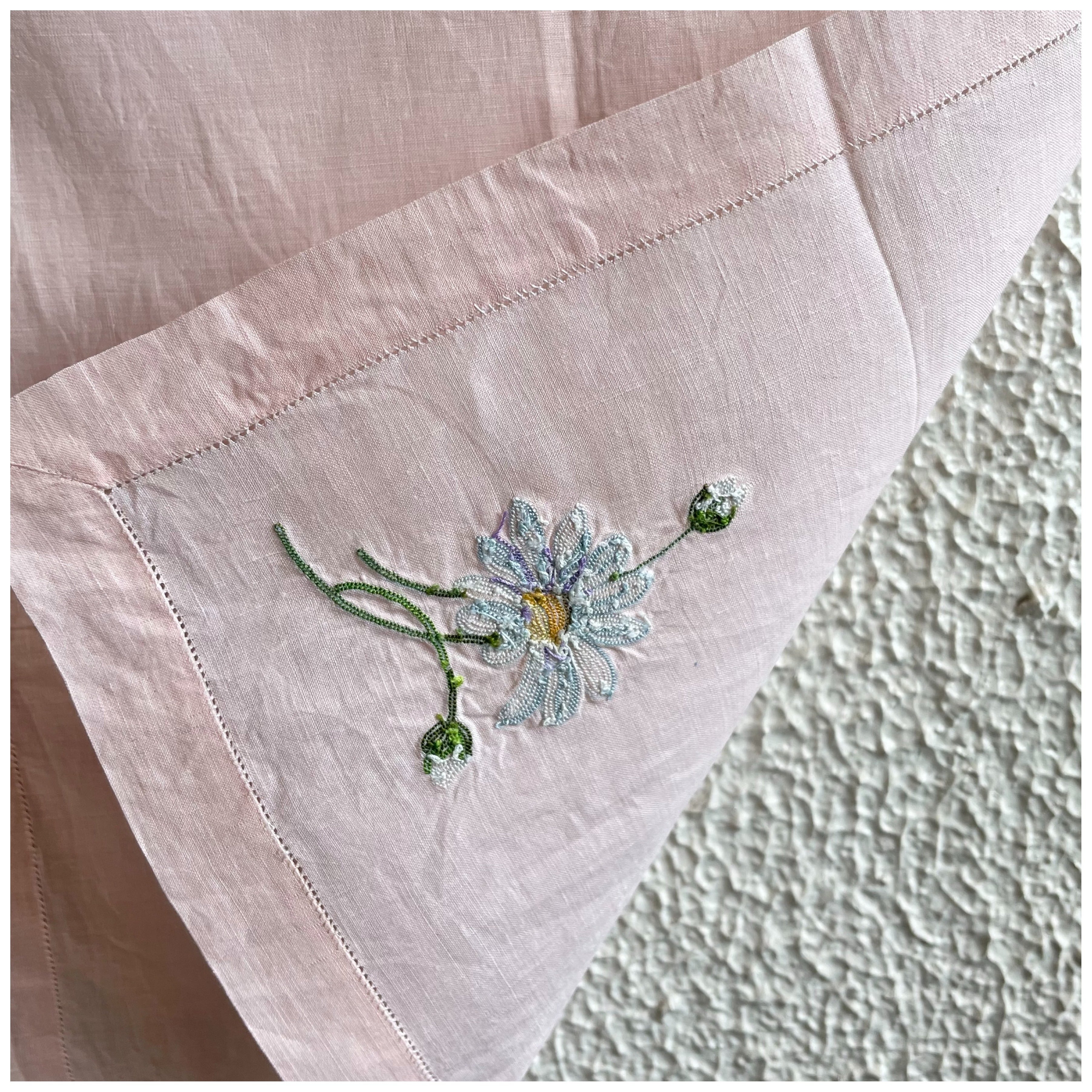 フランス買付 ヴィンテージ 刺繍クロス ティーナプキン ハンカチ ヘム