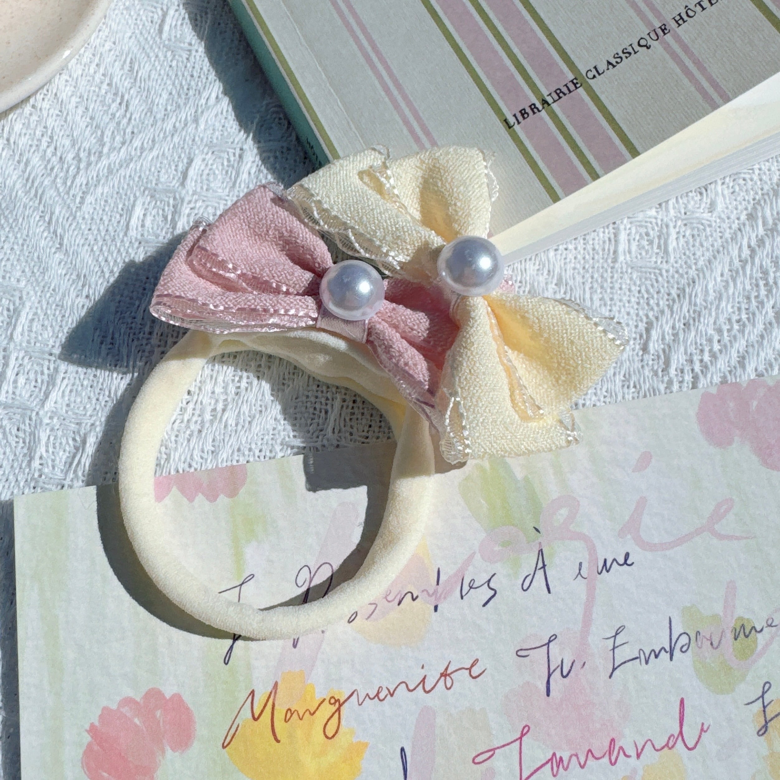 春色ダブルリボンヘアバンド（後ろ支え付き）