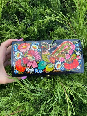 ペトリキウカのジュエリーボックス（巨匠ホロベッツ作）