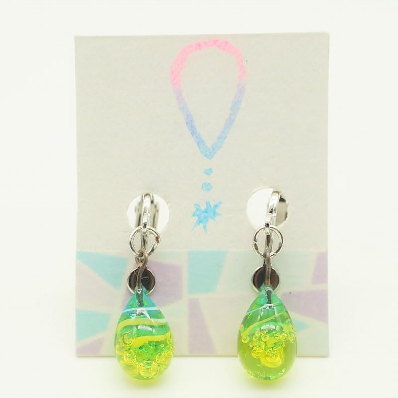 しずくピアス・イヤリング／ライムグリーン【琉球ガラス工房 雫
