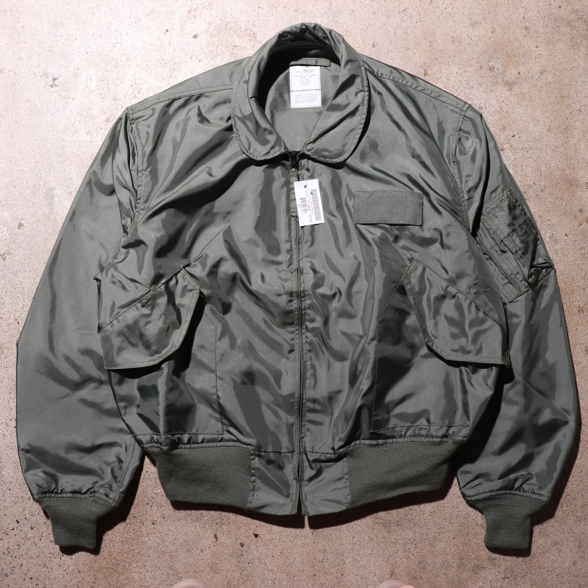 2005年会計予算度分 実物アメリカ軍 CWU45P フライトジャケット古着 