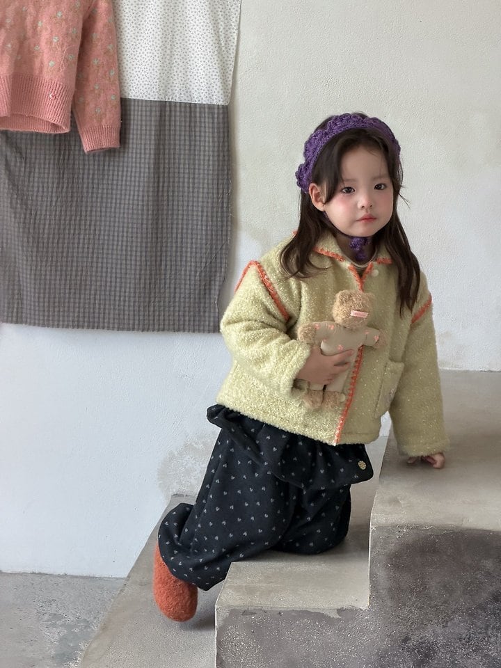 韓国子供服 在庫処分 100〜130cm 約18点 転売歓迎 カボチャバルーンパンツ S,M,L,XL,JS / AIAI 26winter/ 韓国子供服