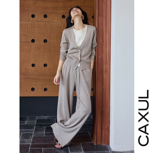Relaxed Knit Cardigan & Pants Set-up