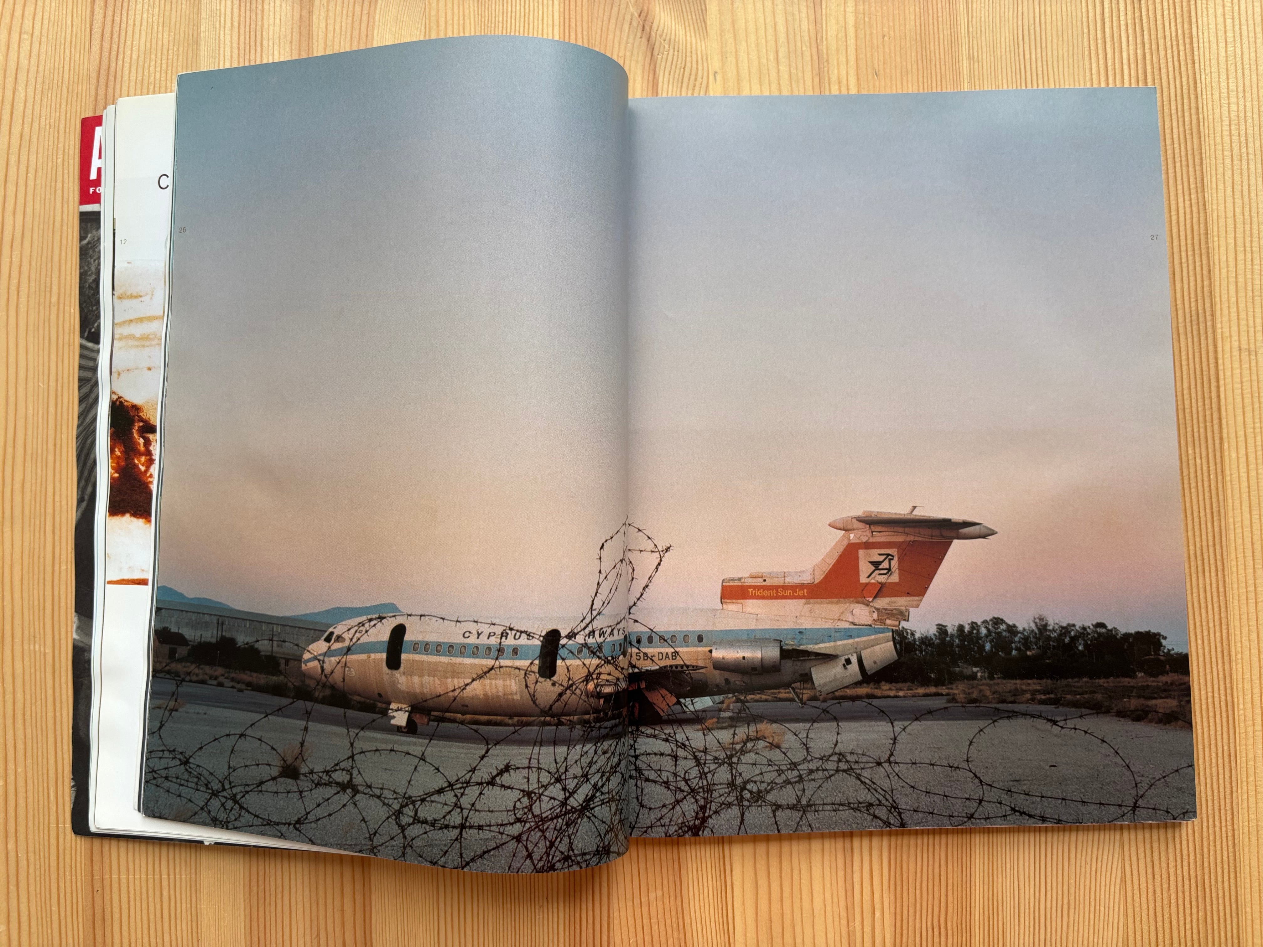 3122 N°C magazine featuring Hussein Chalayan | 帽子堂