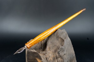 【黄金の木】 御蔵島 金桑 漆 木軸つけペン